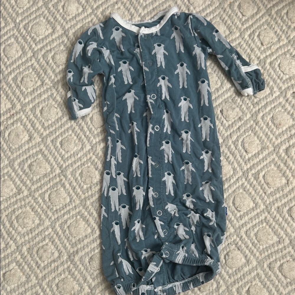 Kickee Pants astronaut convertible snap gown - newborn
